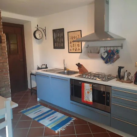 Cascinamirta Holiday home *